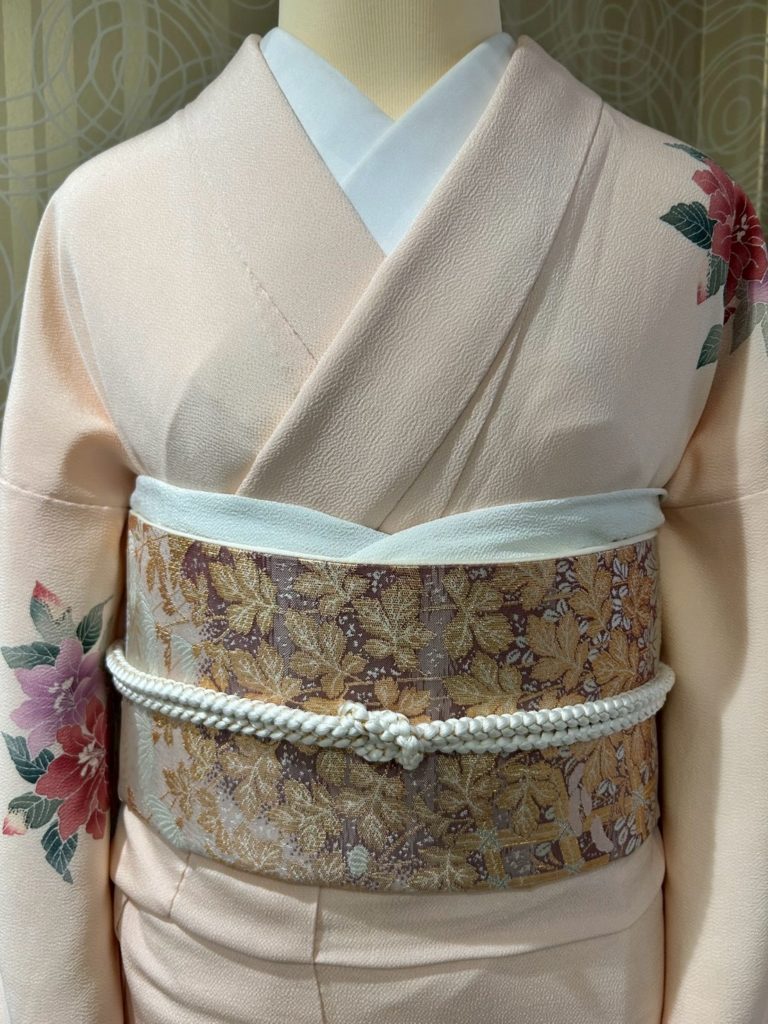 ピンク色　訪問着